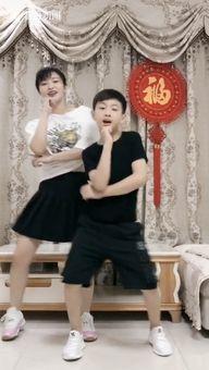 国产姐弟大秀视频,亲情与时尚的完美融合