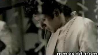 新婚夜视频国产,国产爱情故事温馨呈现